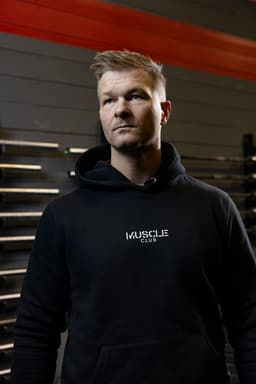 MUSCLE CLUB HOODIE - BLACK - MuscleClub_BK210376b